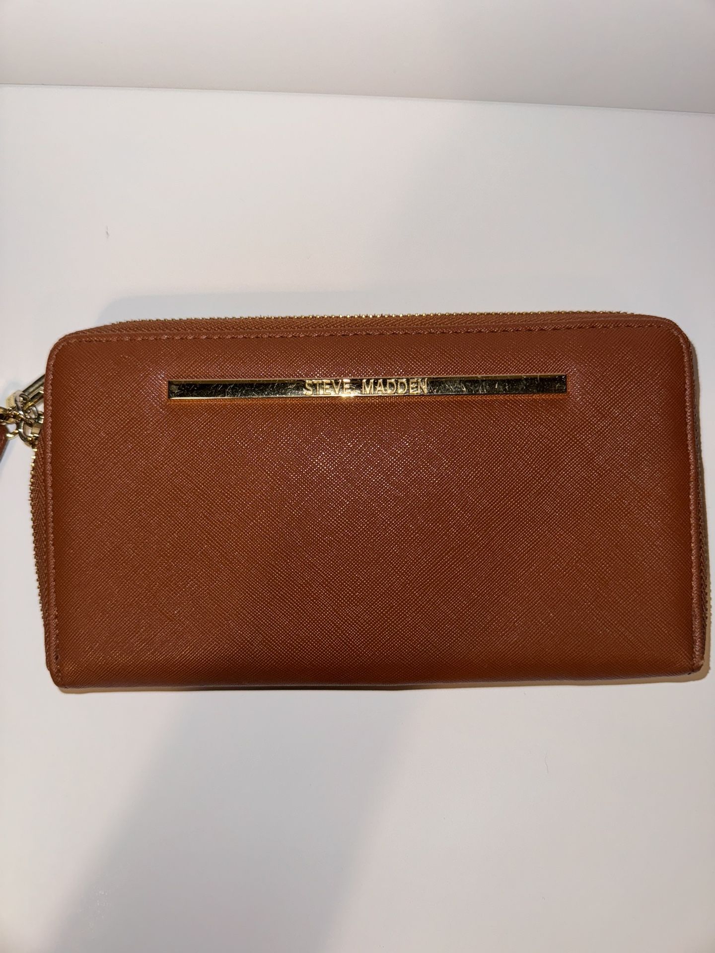 STEVE MADDEN tan Faux Leather silver Zip Around Wristlet Credit Card Wallet