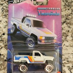 Hot Wheels Tubular Trucker 1987 Toyota Pickup Truck