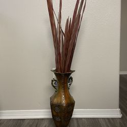 Metal Vase and Zgallery Leaves 
