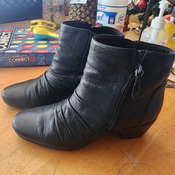 Women boots