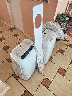 AIR CONDITIONER PORTABLE TOUCH SCREEN TOSHIBA LIKE NEW 6000 BTU FOR ROOM 260 SQ FT,3IN1 COMES WITH EXHAUST TUBE AND WINDOW COVER FOR ANY QUESTION TEXT