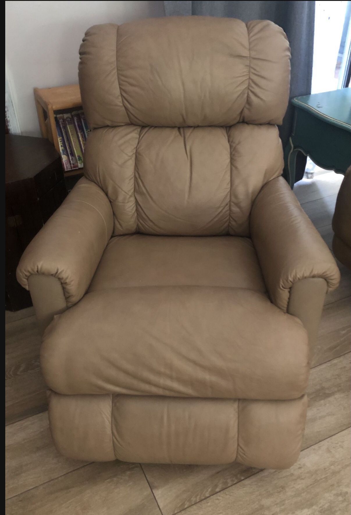 Leather recliner for Sale in Stuart, FL OfferUp