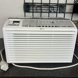 LG Air Conditioner 