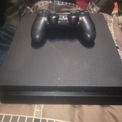 Ps4 Slim With 1 Controller