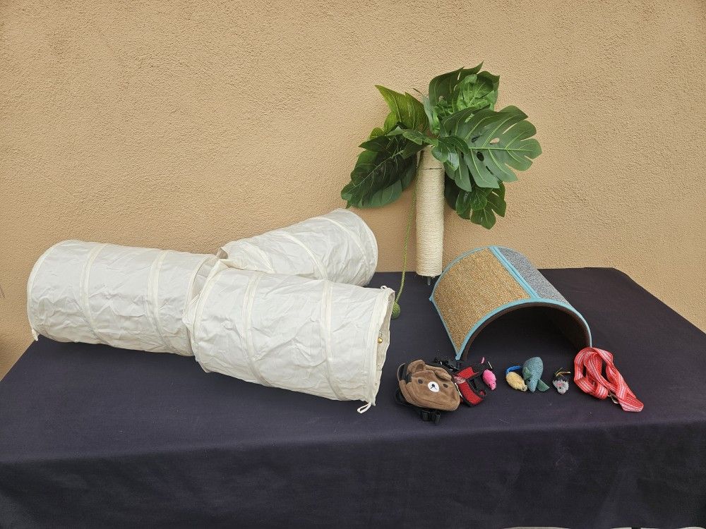 Cat Activity Bundle: Tunnels, Scratcher, Toys