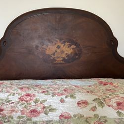 Antique Full Size Bed $65