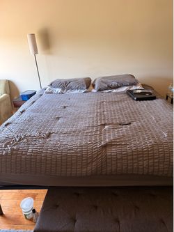 Great 14inch king size mattress with frame