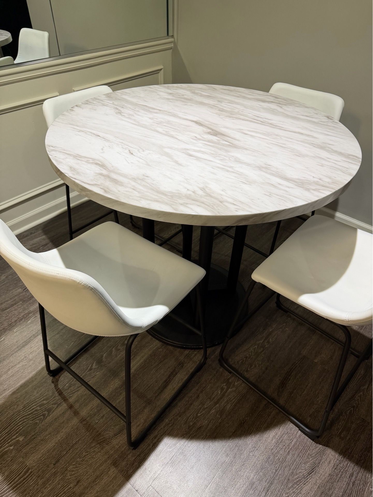 Smoke Grey/White Marble Top Dining Set w/chairs (4)
