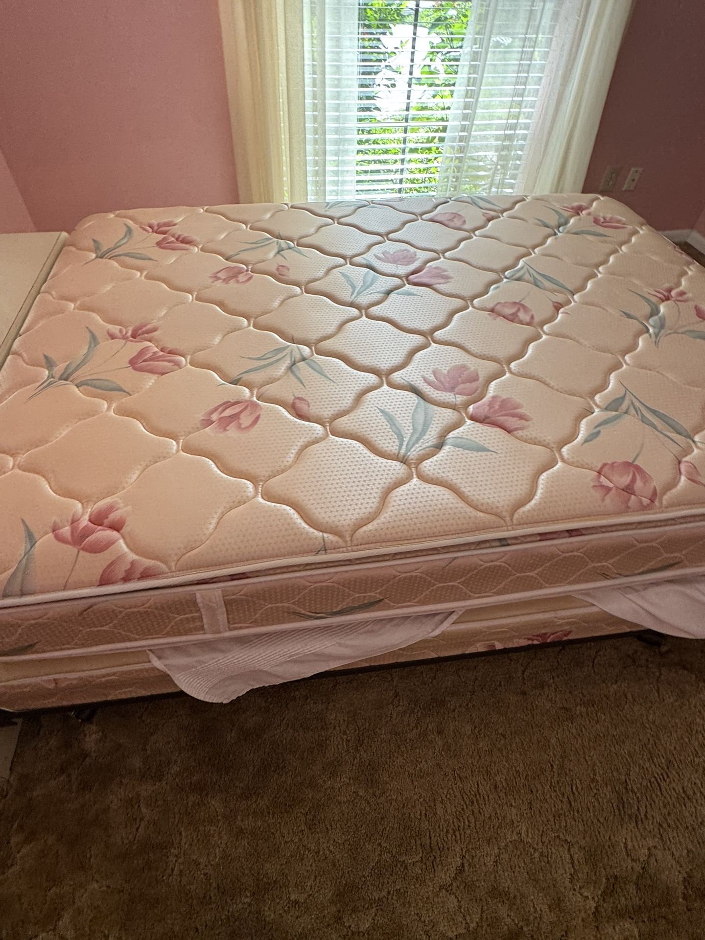 Queen Bed
