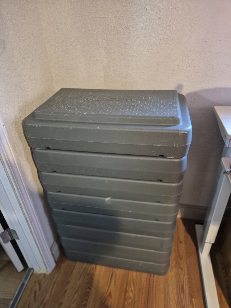 Nice Used Excellent Condition 8 Champion Fitness Steps And Other Exercise Equipment. For Your Business Gym.