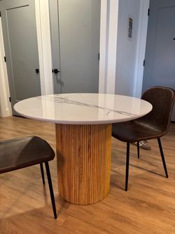 Modern round wood dining table pedestal base, 39’’ [chairs for free]