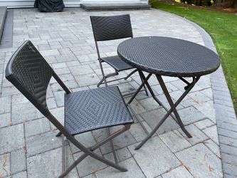Outdoor Table and 2 Chairs