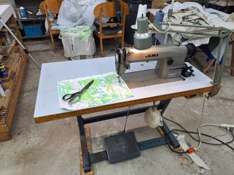 Juki industrial sewing machine DDL-555-5