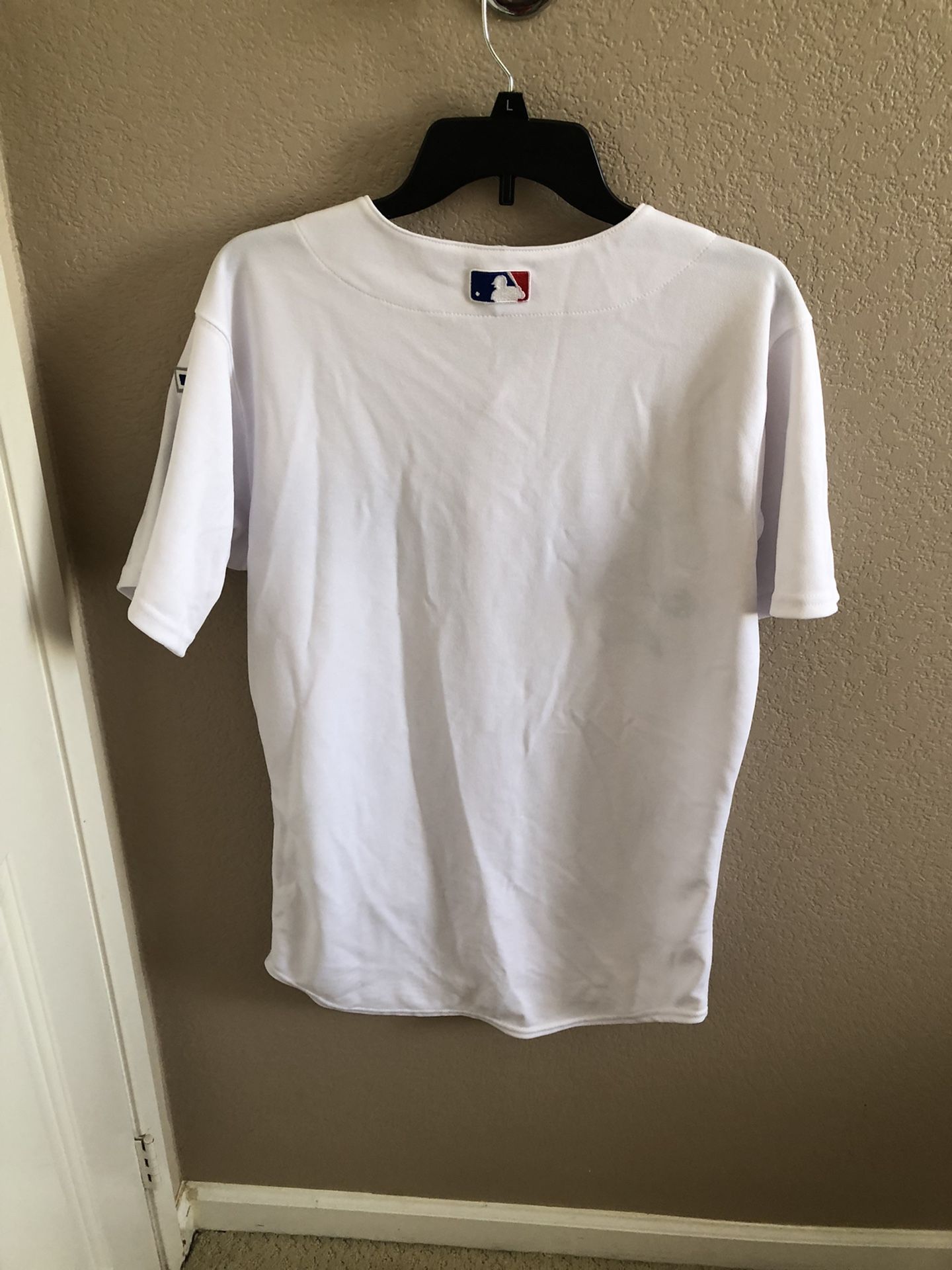 Dodgers Baseball Jersey Size S/Med Adult for Sale in Corona, CA - OfferUp