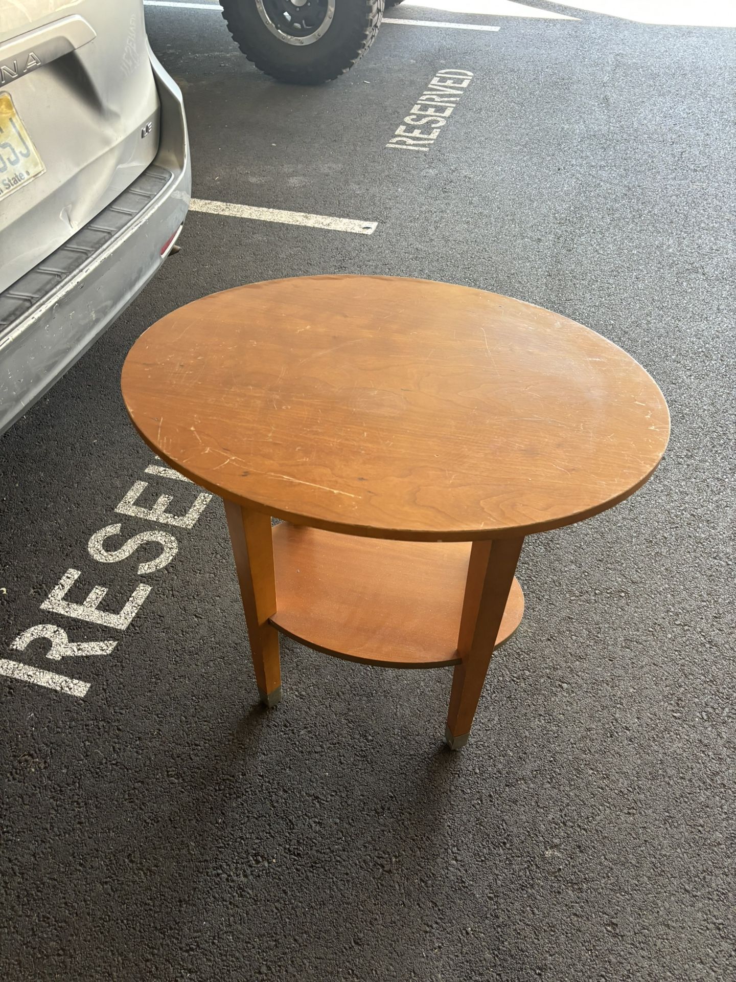 solid wood dining tab