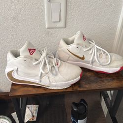 Youth NINER Nike Shoes 6Y High Top