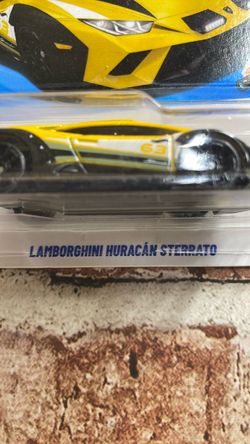 Hot Wheels Lamborghini Huracán Sterrato Die-Cast