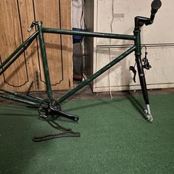 Fixie Frameset Comes With Everything