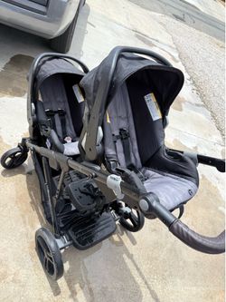 Twin stroller set