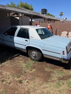 1982 Crown Victoria ltd