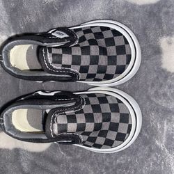 Baby Vans Size 2c
