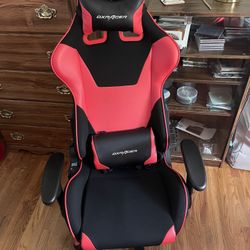 Gaming chair