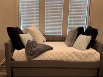 Chic Gray  Double Daybed