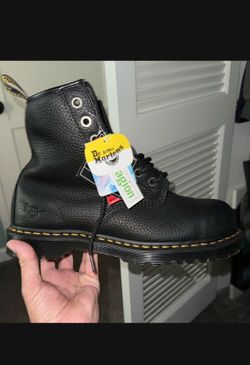 Dr. Martens airwair Doc Marten  boots Brand New with Tags