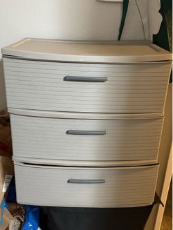 3 Drawer Wide Tower in gray
