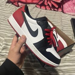 Aj1 Low Black Toes size 10.5