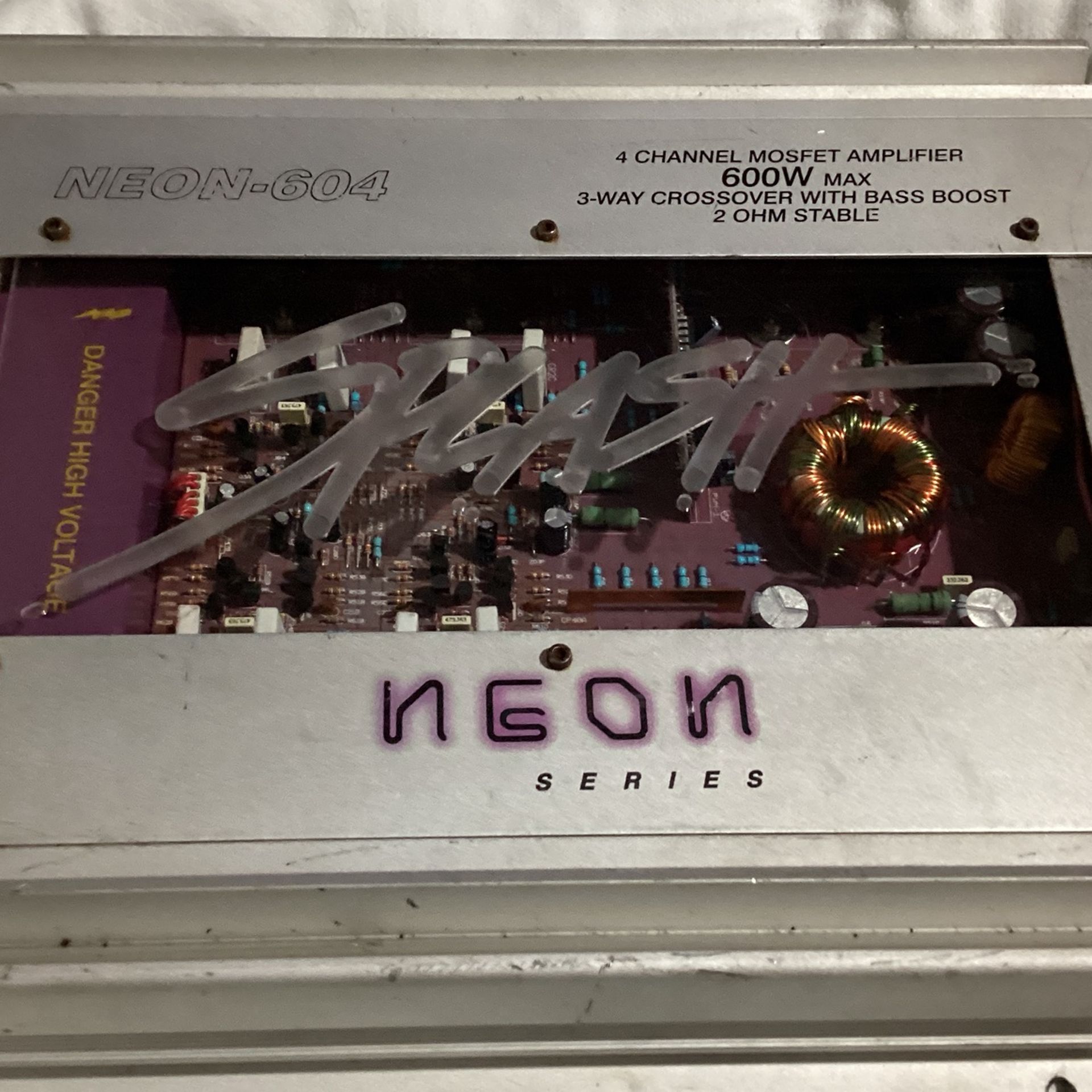 Neon 4 Chanel Mosfet Amp for Sale in Gardena, CA - OfferUp