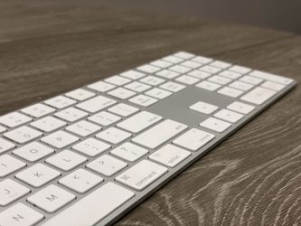 Apple Magic Keyboard A1843 Full Size