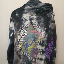 Beyond World Hoodie size Large