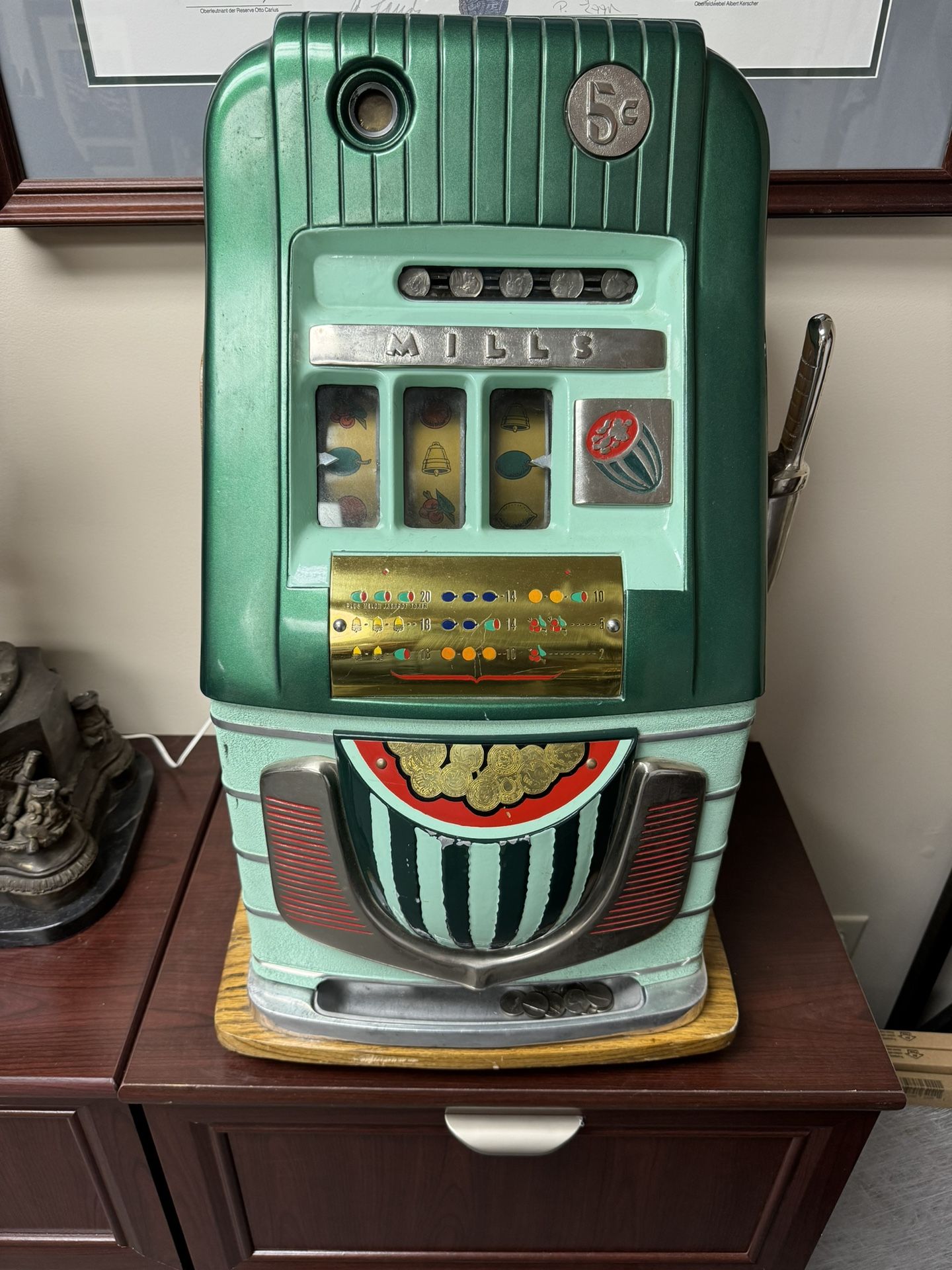 Antique Mills High Top Melon Ball Watermelon Slot Machine