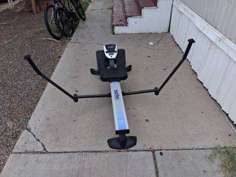 Track body glider