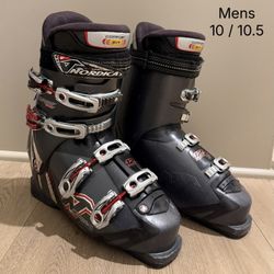 Mens Nordica Ski Boots (Size 10 / 10.5)