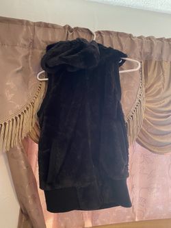 Black Furry Vest Size Medium $10
