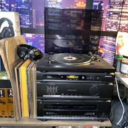 Magnavox , Record Player And Dual Tape Cassette 