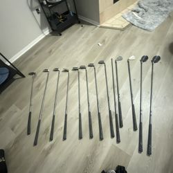 COBRA GOLF SET (Clubs + Bag + Covers)