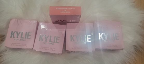 Kylie Blush