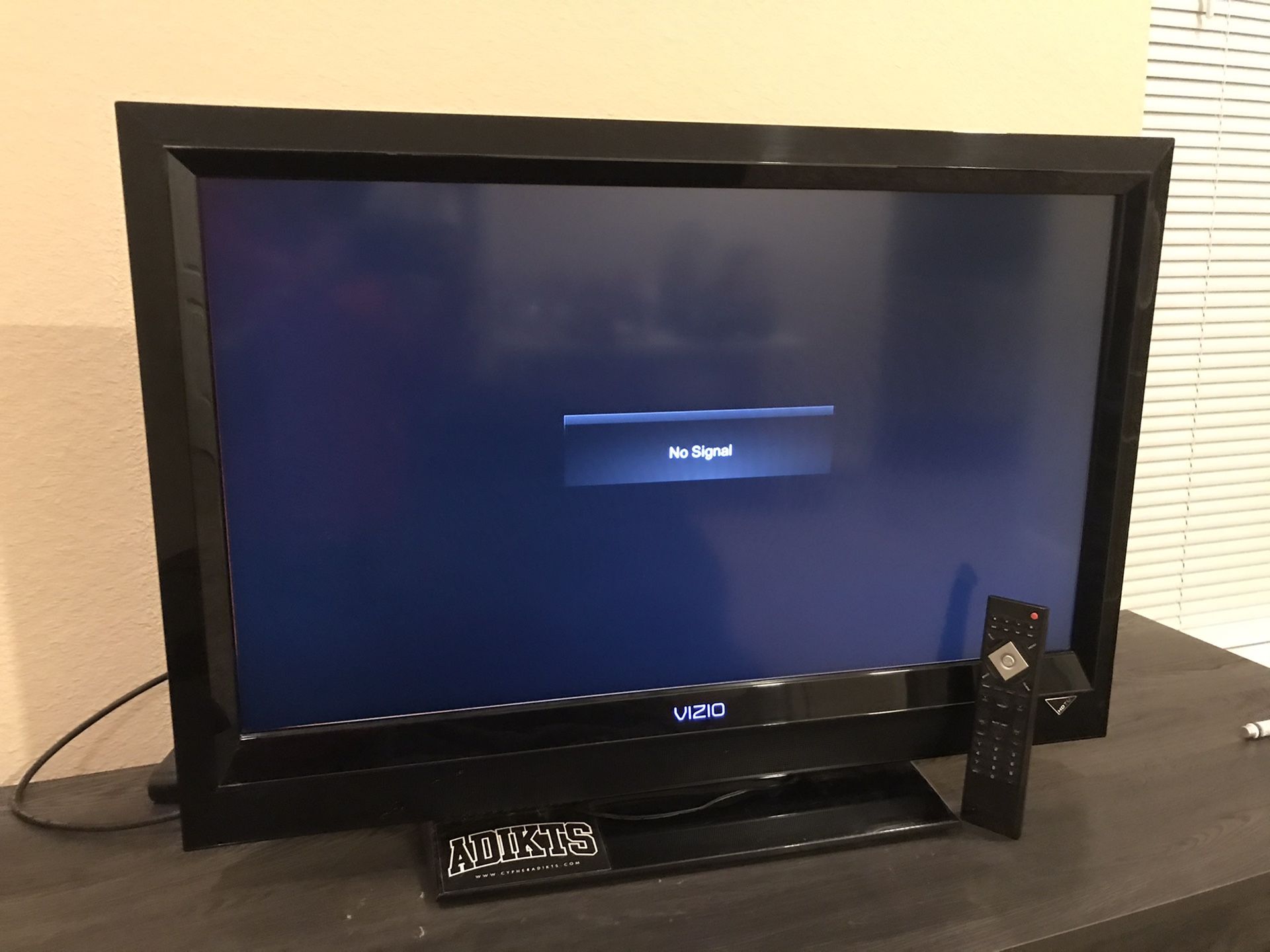 Vizio 32 in TV