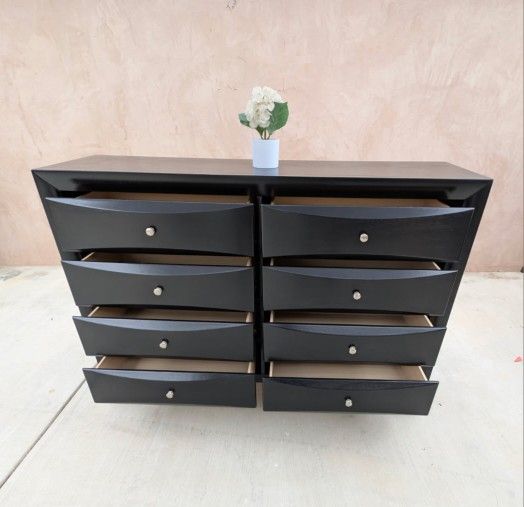 BLACK DRESSER!!