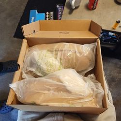 Brand New Woman's Bear Paws Size 9