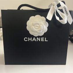 CHANEL BRAND NEW. AUTHENTIC