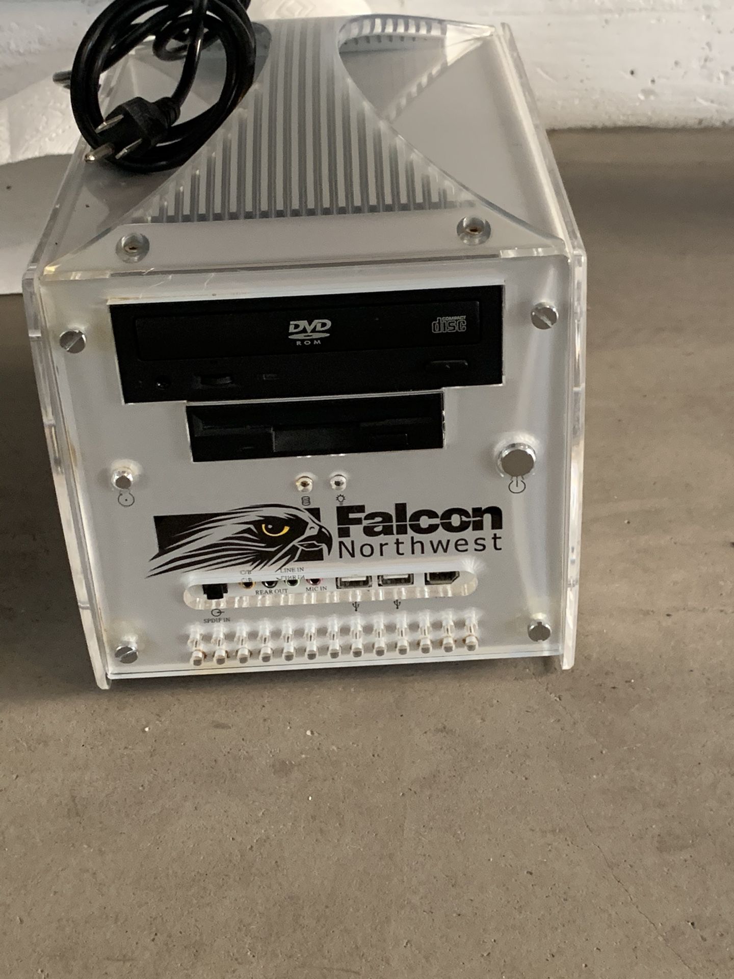 Falcon Northwest DVD Player
