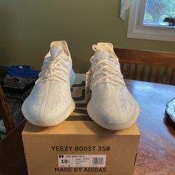 ADIDAS YEEZY BOOST 350 V2  MONO ICE SIZE 10.5