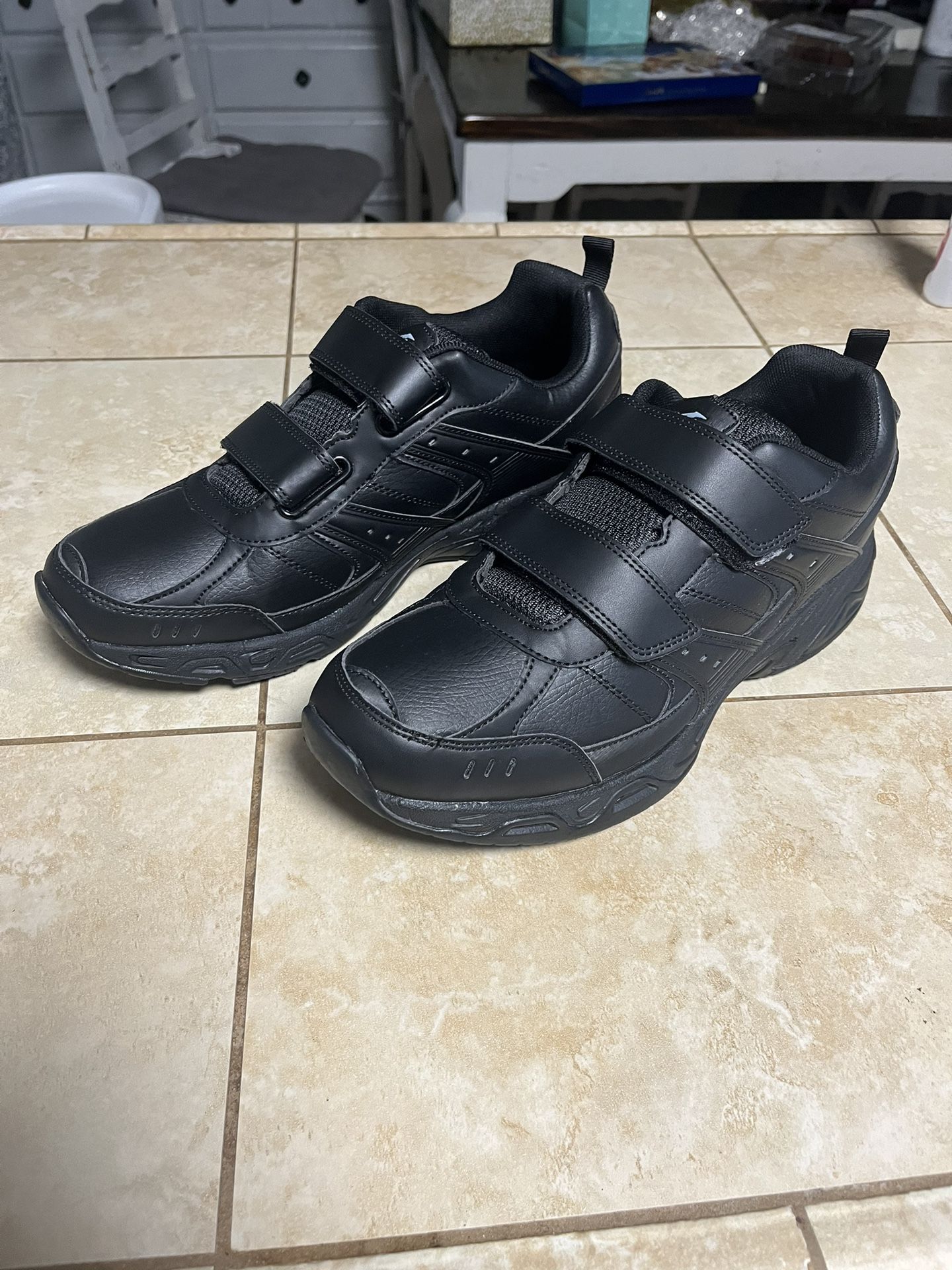 Men's Avia Shoe (76)