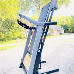 Nordictrack T6.7c Treadmill With Incline 