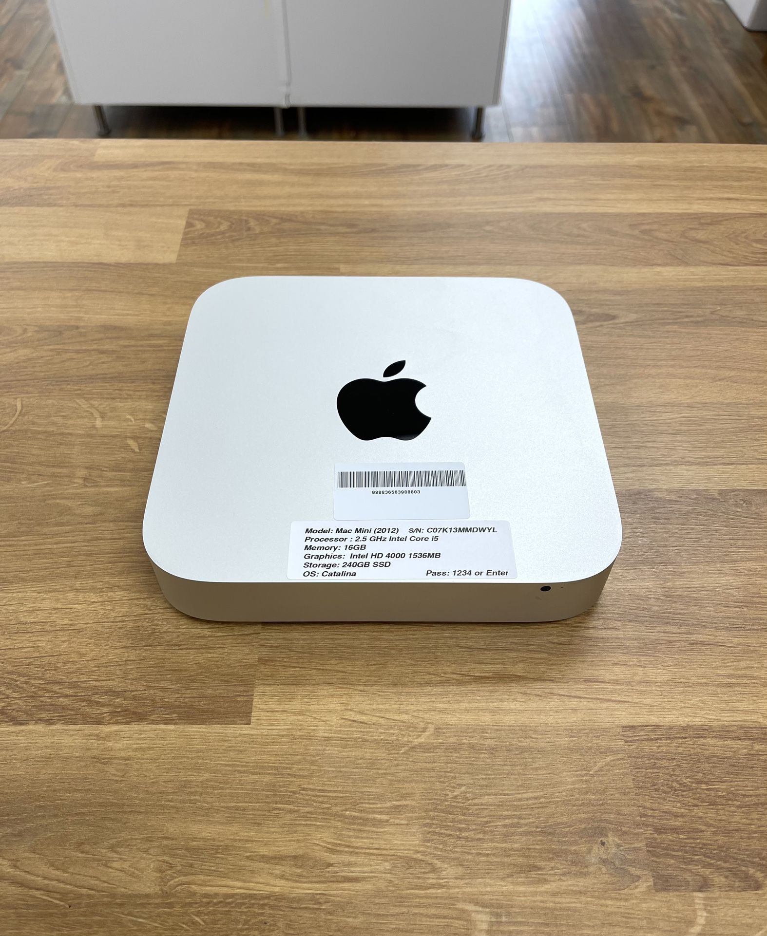 Apple Mac Mini - 2.5Ghz Intel Core i5 - 240GB SSD - 16GB RAM for