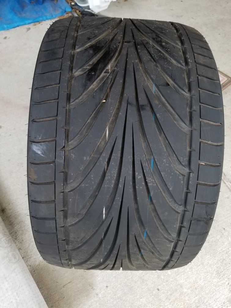 345-25-20 TOYO tire